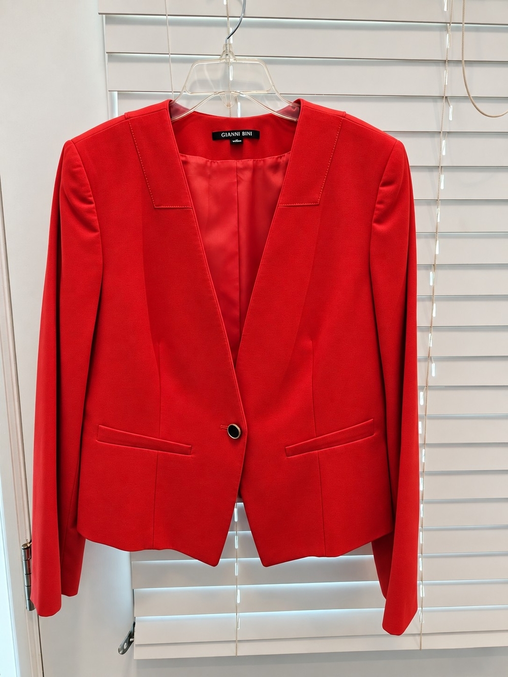 Gianni Bini Vibrant Red Single-Button Tailored V-Neck Blazer